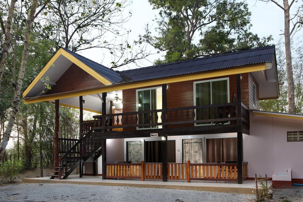 Baan Suan Chan Kanchanaburi Esterno foto