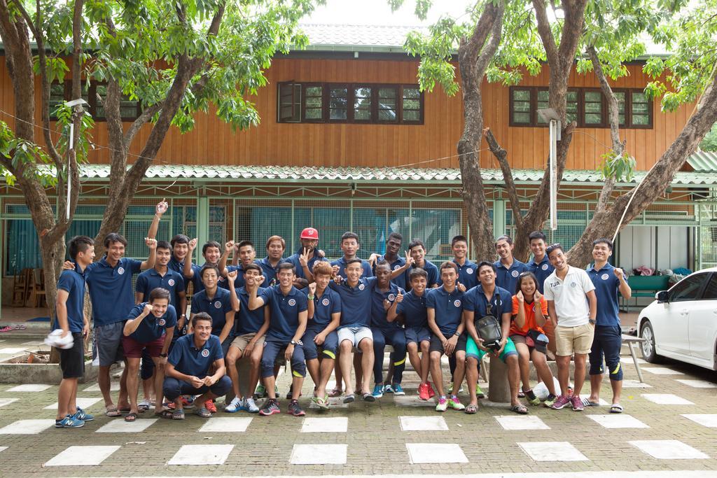 Baan Suan Chan Kanchanaburi Esterno foto
