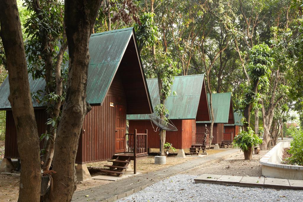 Baan Suan Chan Kanchanaburi Esterno foto